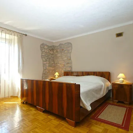 House 1896 Holiday home Rakalj